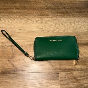 Michael Kors Wallet/Clutch!